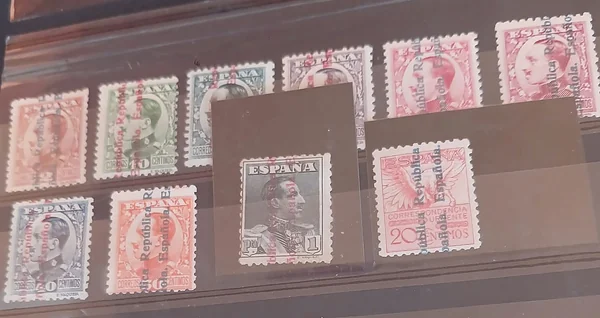 Lote con sobrecarga «República Española» — España, Por confirmar